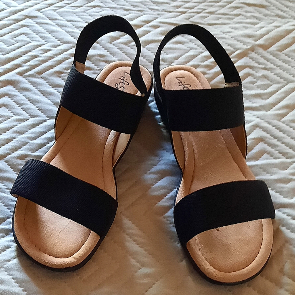 LIFESTRIDE SANDALS    Black   Size 9